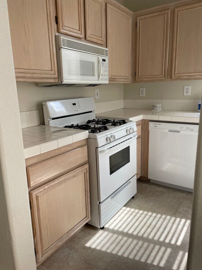 Foto del edificio - Welcome to Remington 50% off first month rent SPECIAL!!!