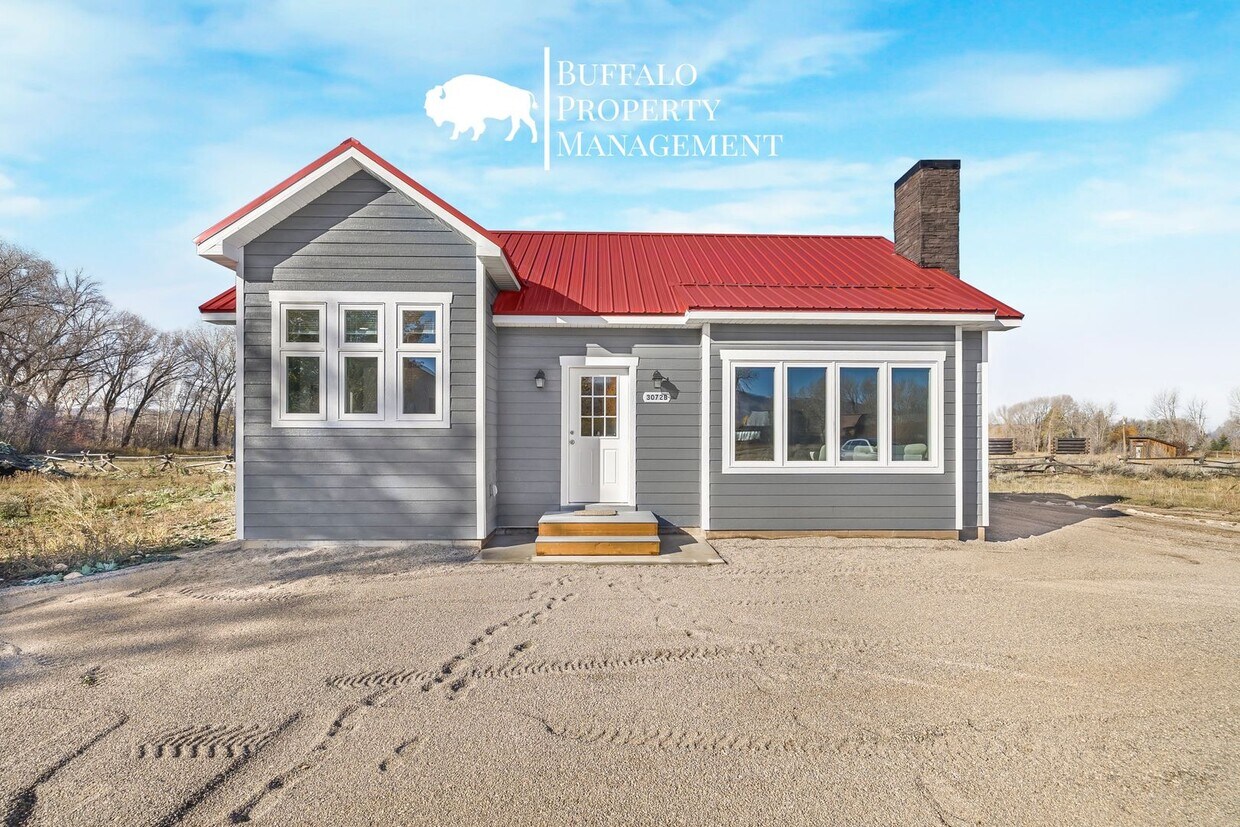 Foto principal - Brand new fully furnished home available f...