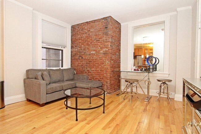 Foto del edificio - 21 Beacon St
