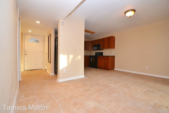 Building Photo - 3 br, 2.5 bath House - 7487 Canford Ct # 5