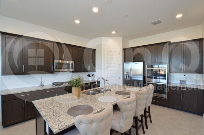 Foto del edificio - 2510 E Pleasant Ln