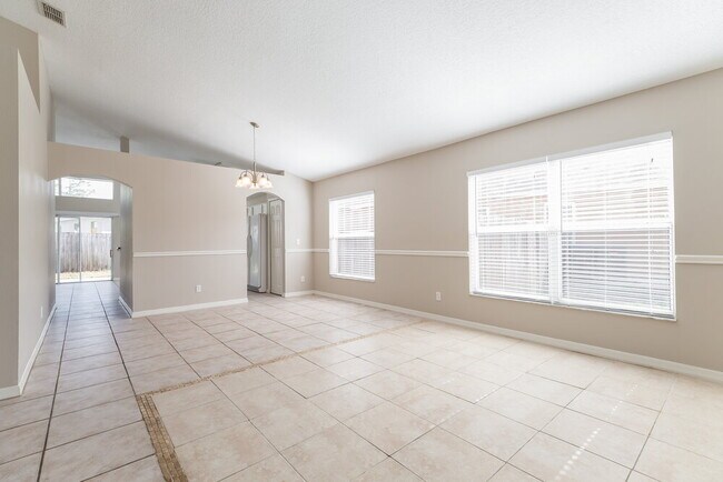 Foto del edificio - 4439 Brookdale Ct