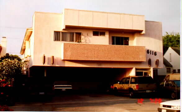 Building Photo - 6116 Cashio St