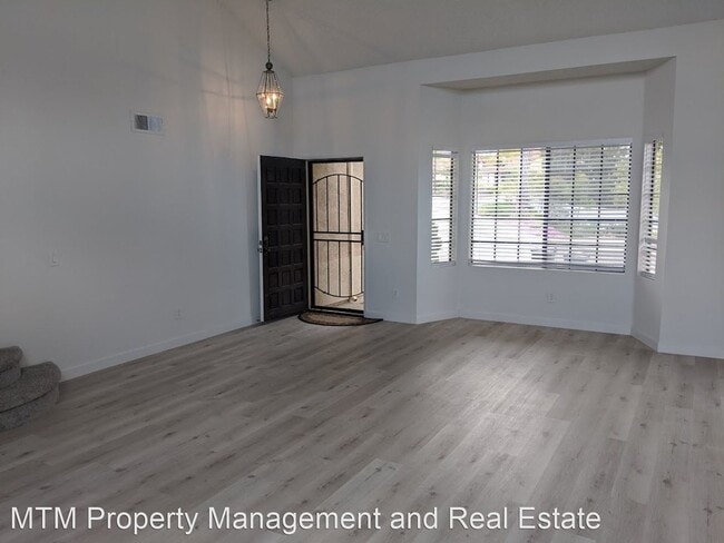 Building Photo - 4 br, 2.5 bath House - 9066 Pimpernel Dr.