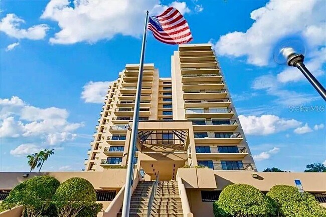 Foto del edificio - 7550 Hinson St