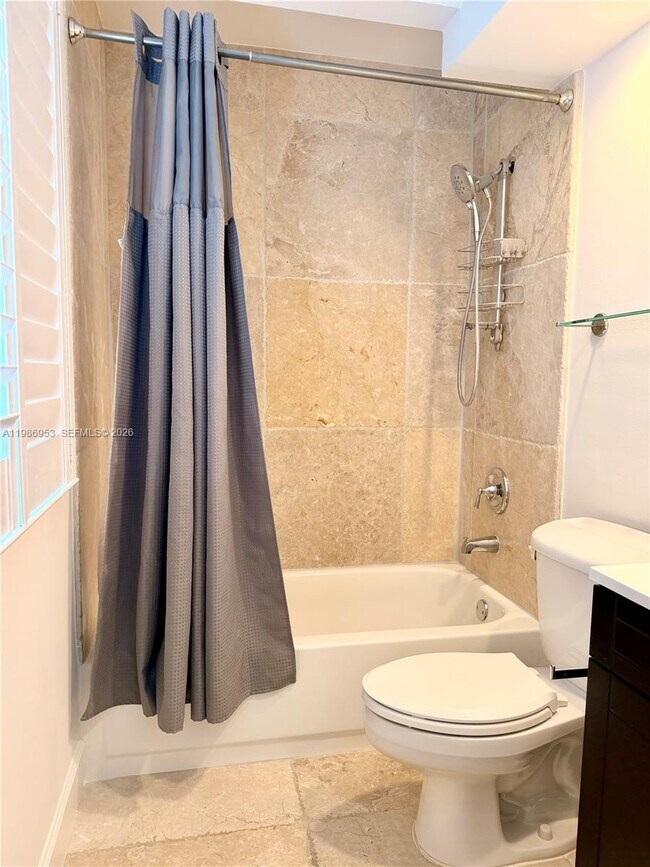 Foto del edificio - 5570 SW 70th Pl S
