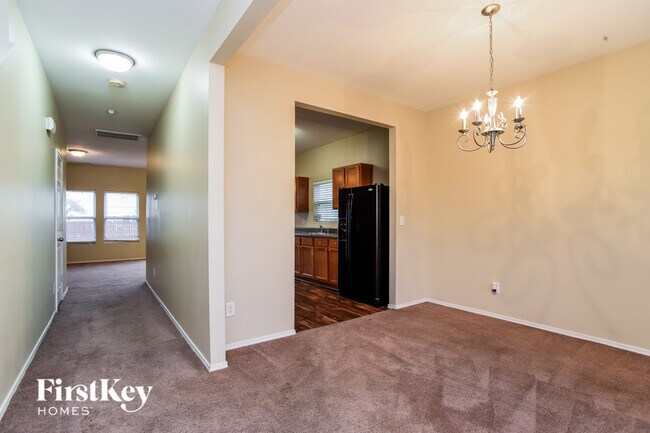 Foto del edificio - 3418 Charterhall Ln