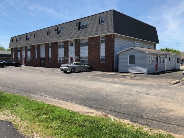Primary Photo - Buchanan Street Apartments