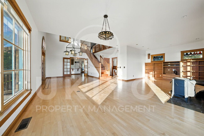 Building Photo - 6538 Gwin Rd