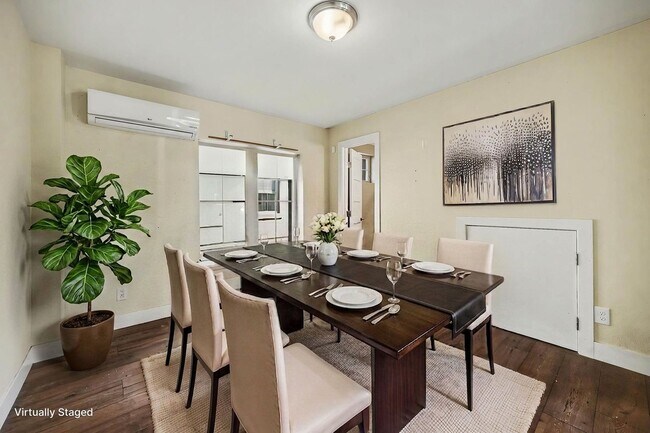 Foto del edificio - Stunning Luxury Home in Sunnyside **Move-In Special**