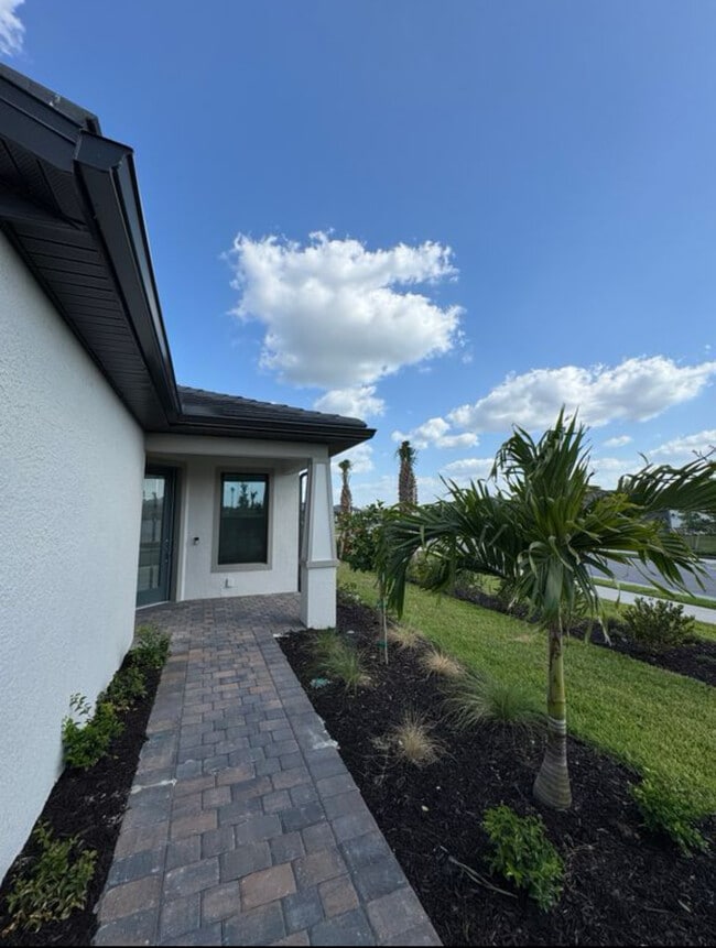 Building Photo - 20605 Pebble Gln Dr