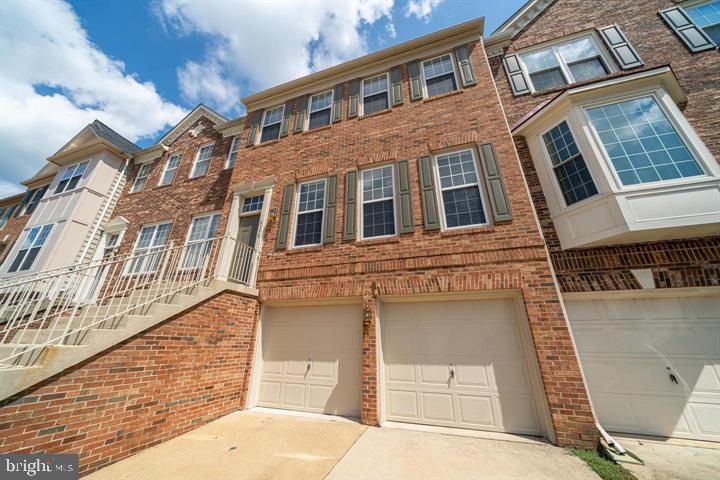 Foto principal - 6138 Manchester Park Cir
