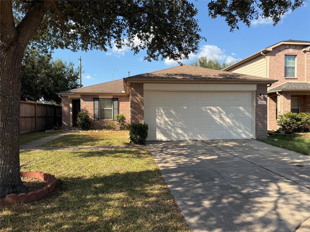 Foto principal - 13030 Afton Meadows Ln