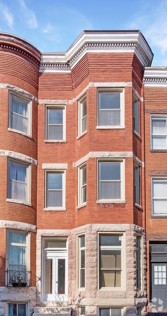 Building Photo - 3510 Gough St