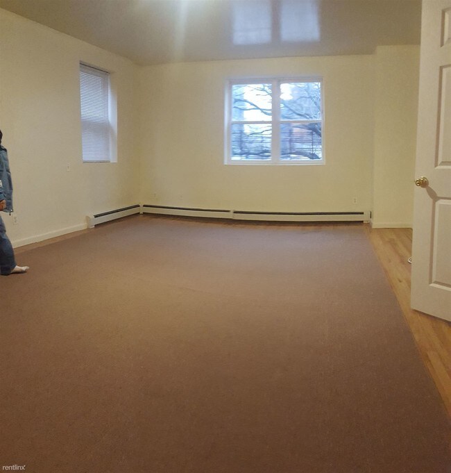 Foto del edificio - 3141 12th St