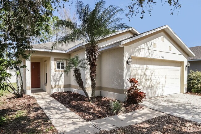 Foto del edificio - 906 Larwood Pine Dr