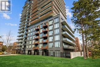 Building Photo - 21-321 Park St E