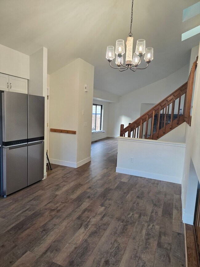 Foto del edificio - Charming 3BR House in Louisville