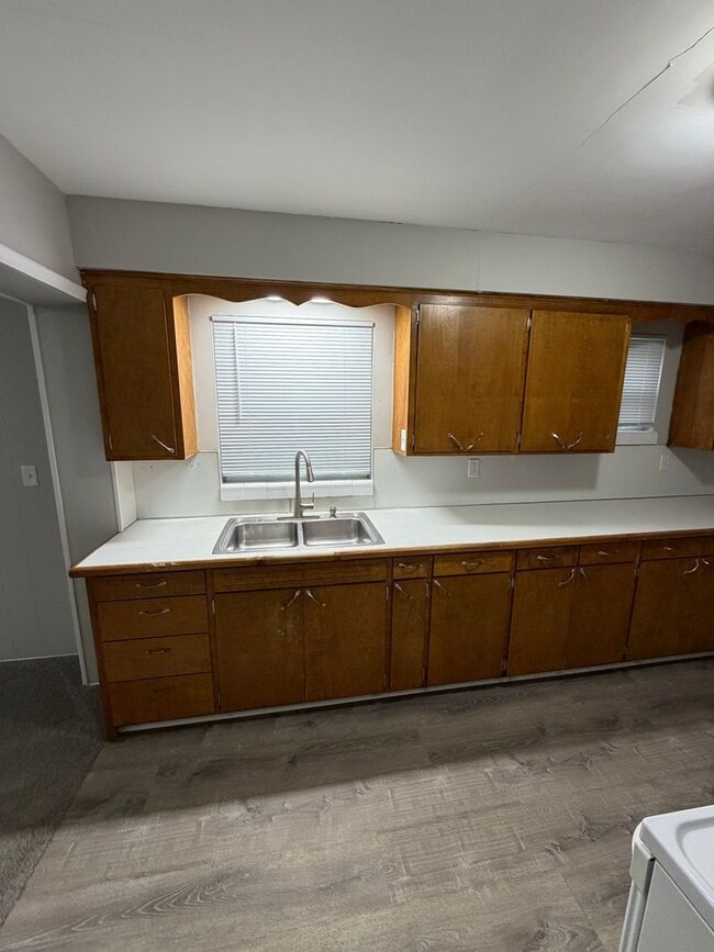 Photo - 1913 Stirling Ave Apartment