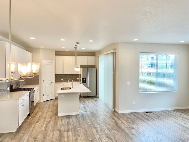 Photo - 5829 Spring Breeze Drive House