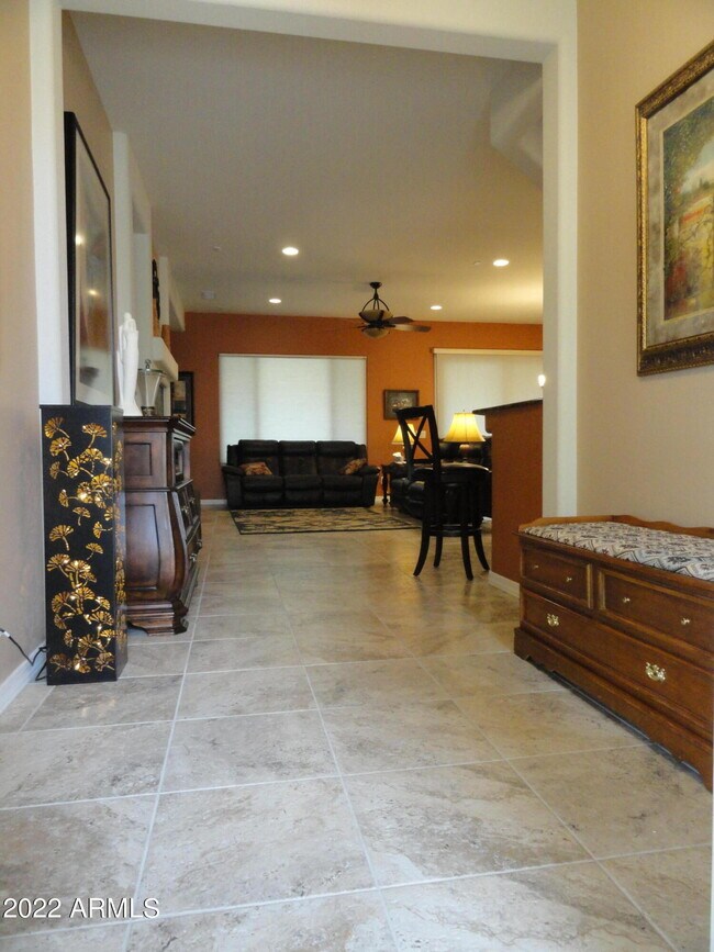 Building Photo - 26865 W Potter Dr
