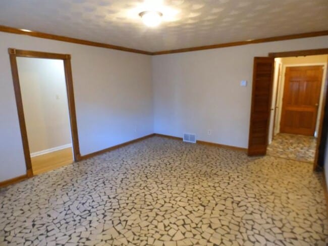 Building Photo - 5150 Fernleaf Ave