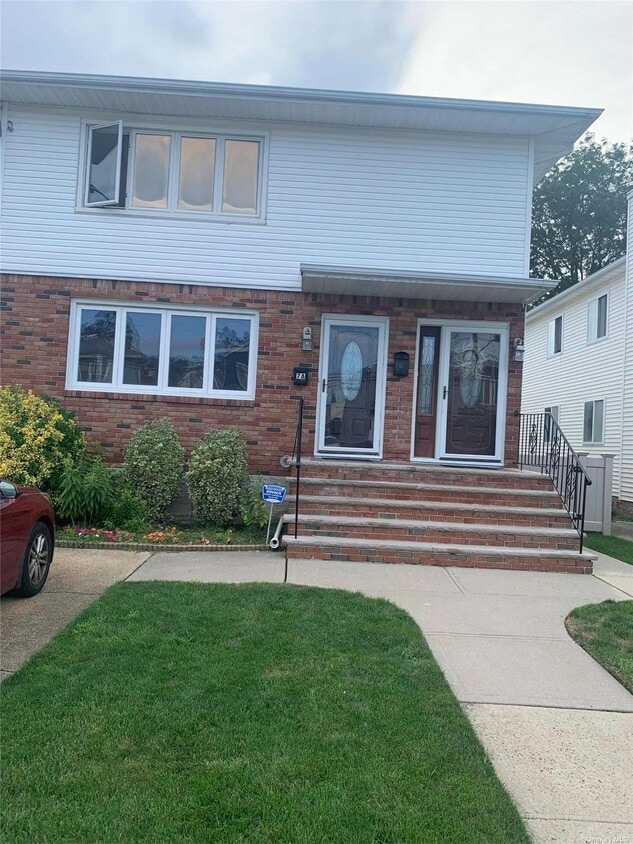 Primary Photo - 7A Hickory Rd