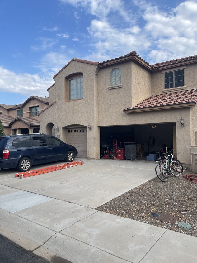 Primary Photo - 26162 W Potter Dr