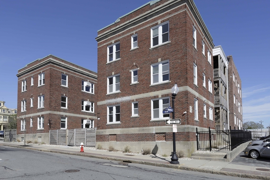 Primary Photo - 191 Elm St