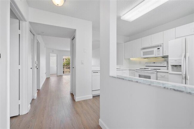 Foto del edificio - 9537 Weldon Cir