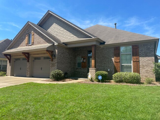 Building Photo - Deer Creek - 4BR/ 2 story/ 2500+SQFT