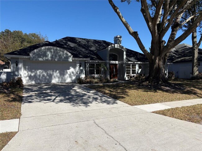 Foto del edificio - 8045 Landgrove Ct