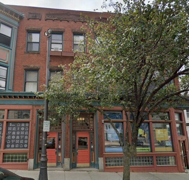Foto del edificio - 1536 Tremont St