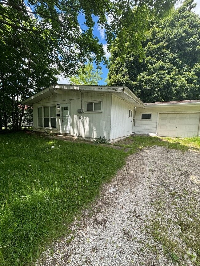Building Photo - 1793 Sheffield Dr