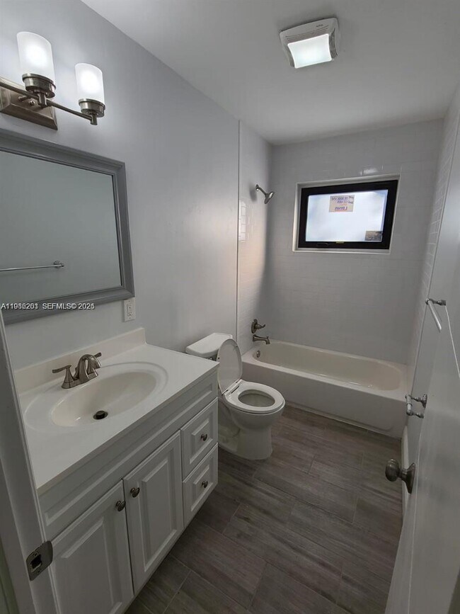 Foto del edificio - 2008 NE 4th Ave