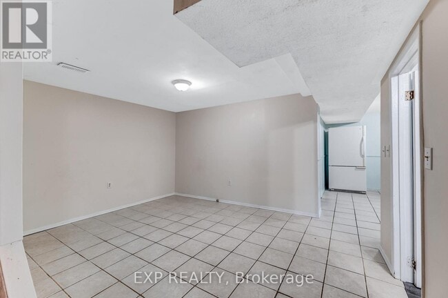 Building Photo - 575 North St