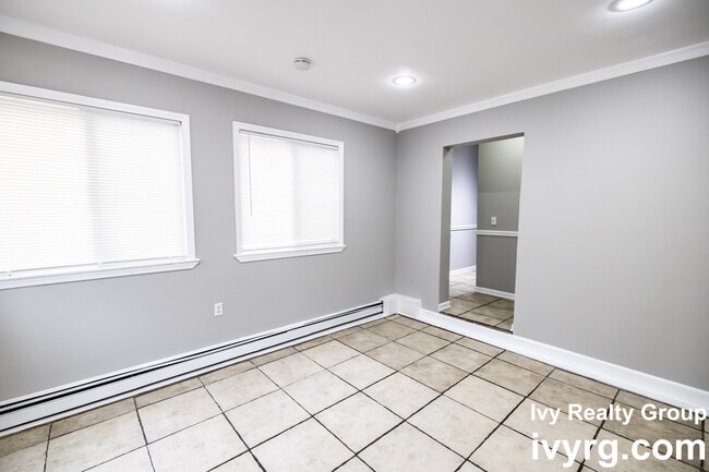 Building Photo - 28 Bowers Ave