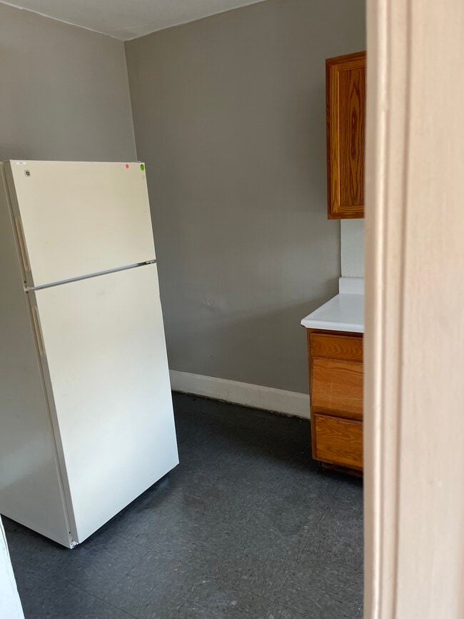 Foto del edificio - 5 E Mitchell Ave