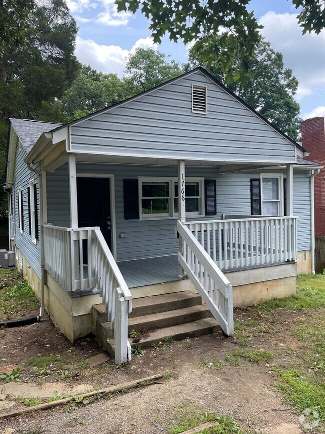 Building Photo - 1766 E Sprague St