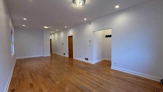 Building Photo - 2216 N Central Ave