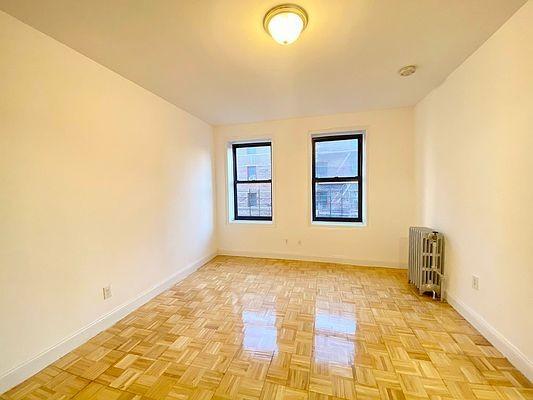 Foto del edificio - 1 bedroom in Bronx NY 10467