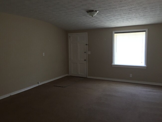 Foto del edificio - 3 Bedroom 1 Bath Lakeshore Home