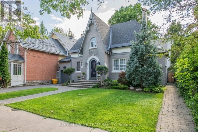 Building Photo - 60 Goulburn Ave