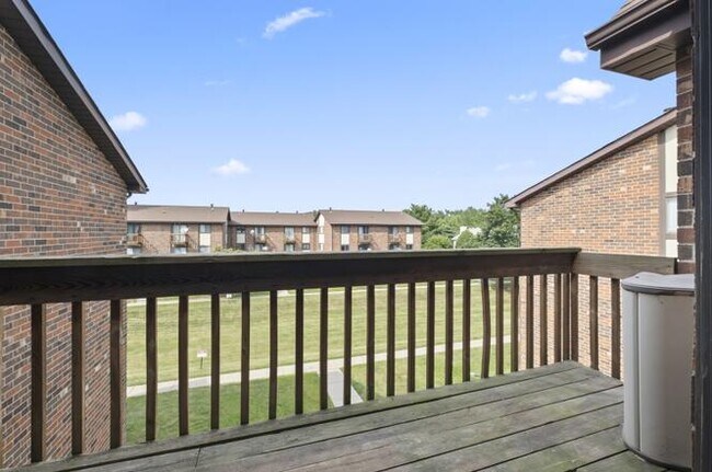 Foto del edificio - 423 Berkshire Dr