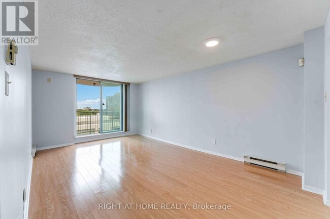 Building Photo - 1440 Heron Rd