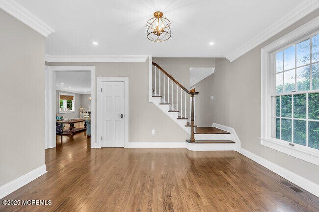 Foto del edificio - 8 Glenwood Pl