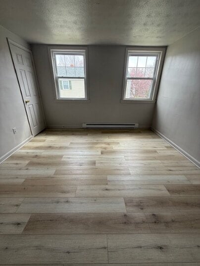 Building Photo - 1-Bed 1 Bath Property located at Cherrydale Ave.