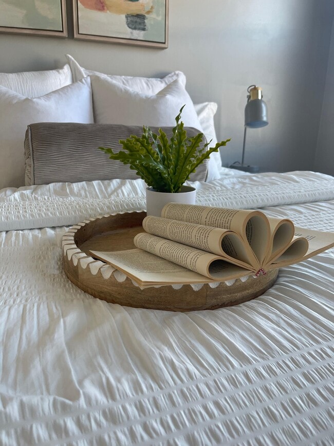 Foto del edificio - 645 Dumbarton Ave