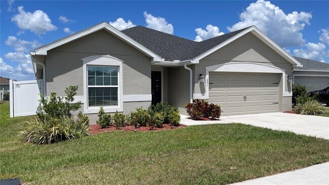 Building Photo - 271 Foxtail Loop