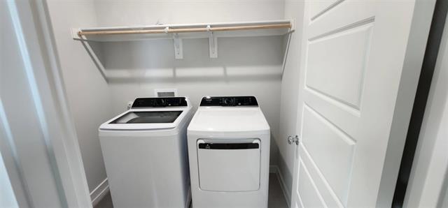 Foto del edificio - 519 River Rdg Dr